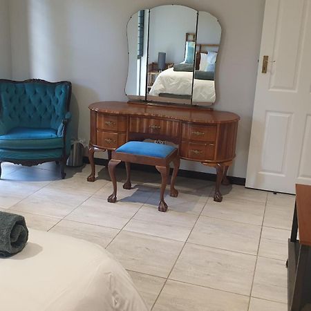 Honeybird Self Catering Accommodation Hluhluwe Ngoại thất bức ảnh