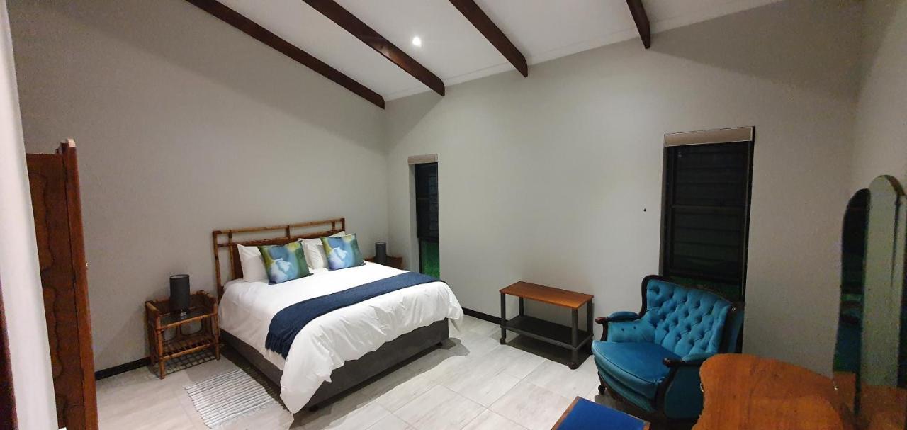 Honeybird Self Catering Accommodation Hluhluwe Ngoại thất bức ảnh